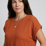 Ludmila - Stylové dámské tričko s kulatým výstřihem